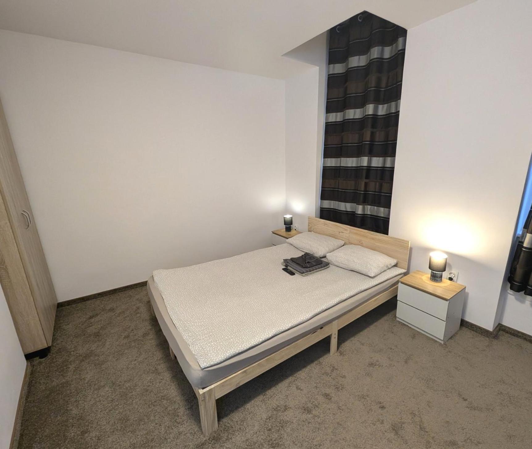 Sandor Central Studio Apartment Targu-Mures Bagian luar foto